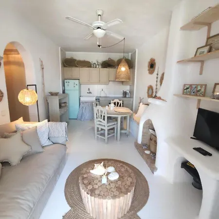 Binichu Beach House Fornells (Menorca)